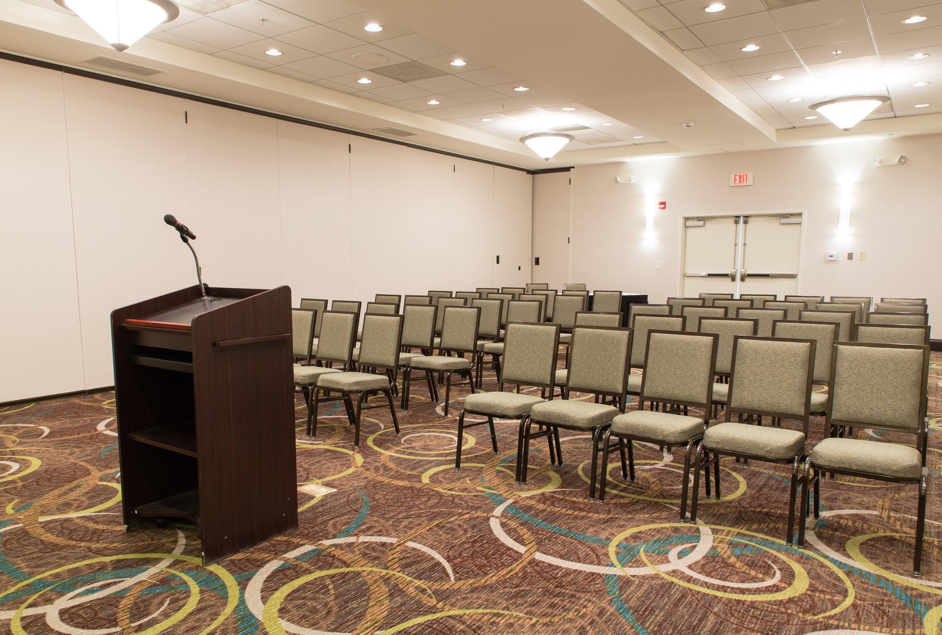 Holiday Inn Hotel & Suites Bloomington Airport By Ihg Zewnętrze zdjęcie