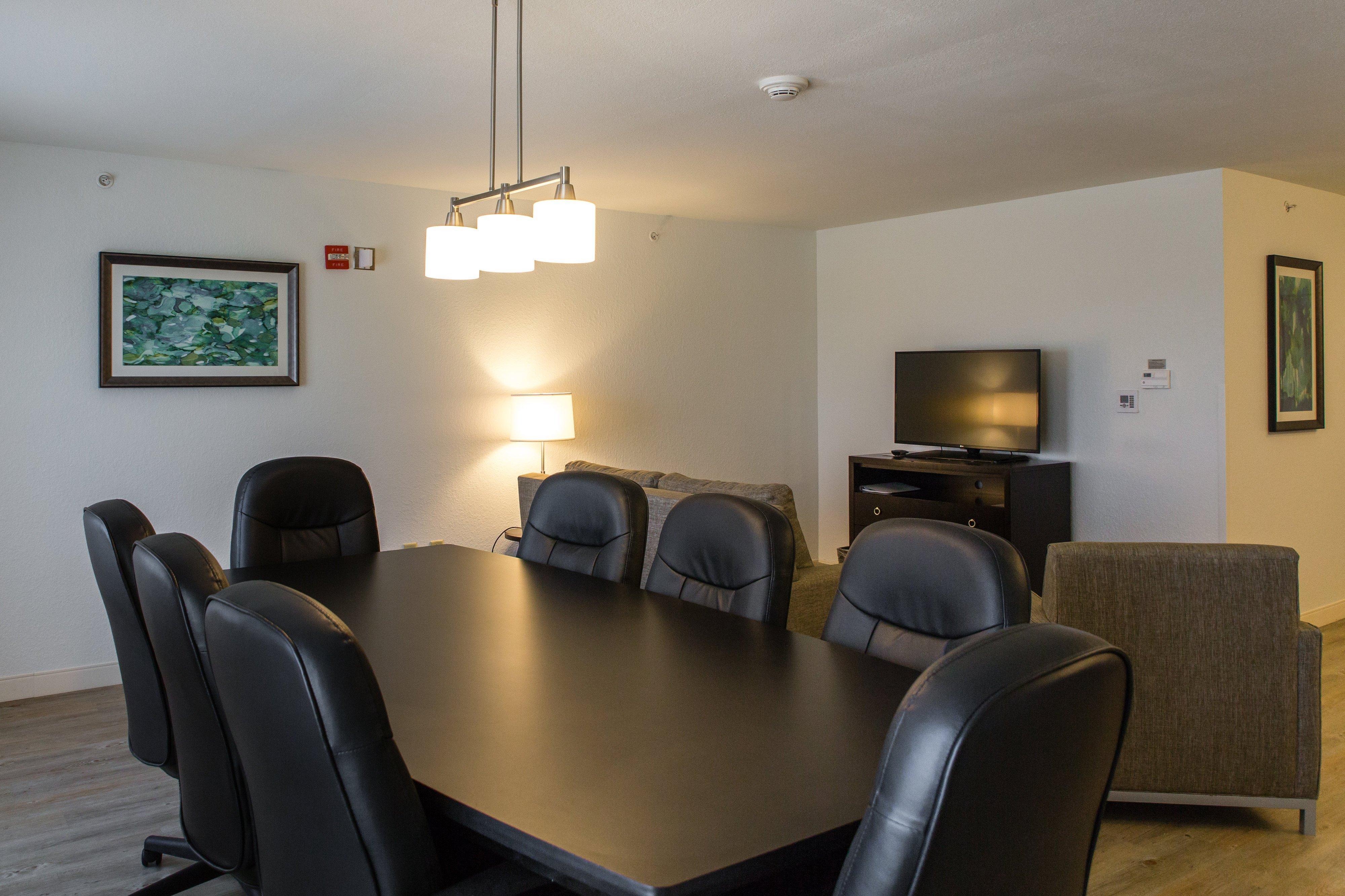 Holiday Inn Hotel & Suites Bloomington Airport By Ihg Zewnętrze zdjęcie