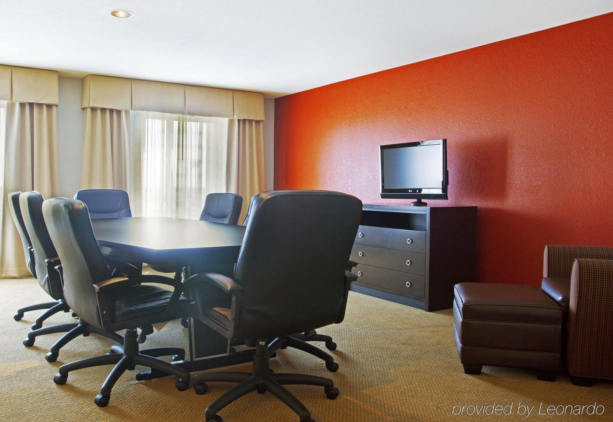 Holiday Inn Hotel & Suites Bloomington Airport By Ihg Udogodnienia zdjęcie